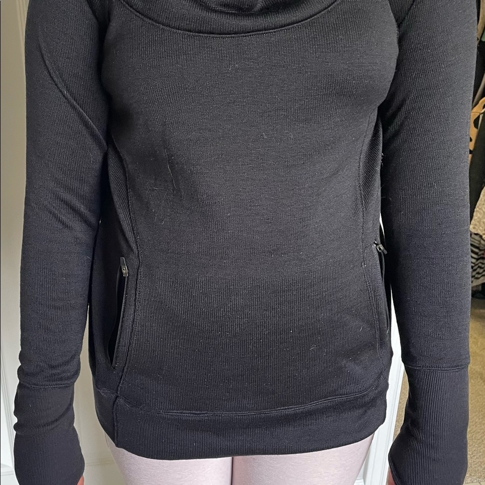 Zella Black Pullover Sweatshirt